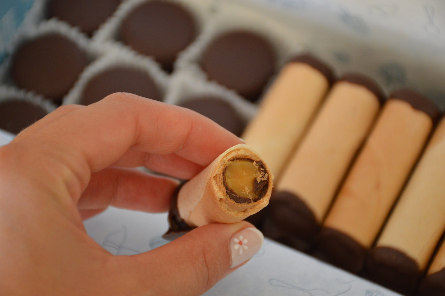 Caja mix alfajores + barquillos